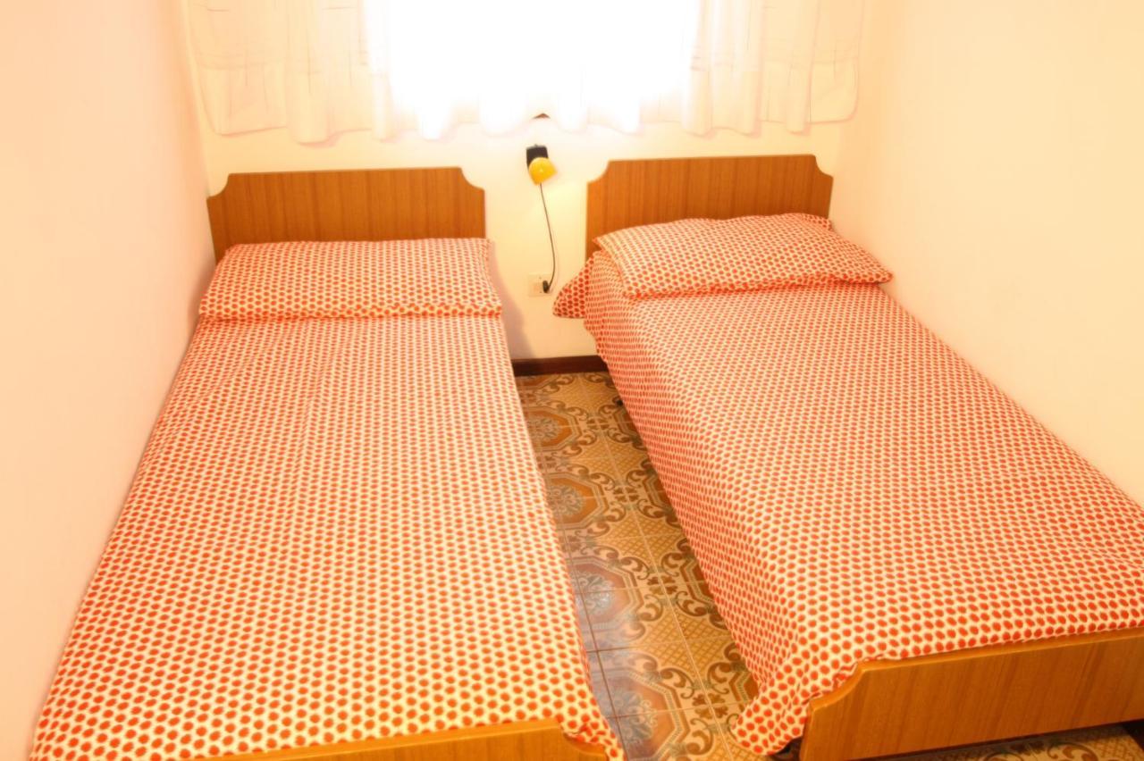 Bibione Beach Apartments Bagian luar foto